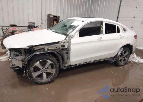 2018 Mercedes-Benz Glc 300 Coupe 4Matic z USA, uszkodzony, nr VIN WDC0J4KB8JF410136